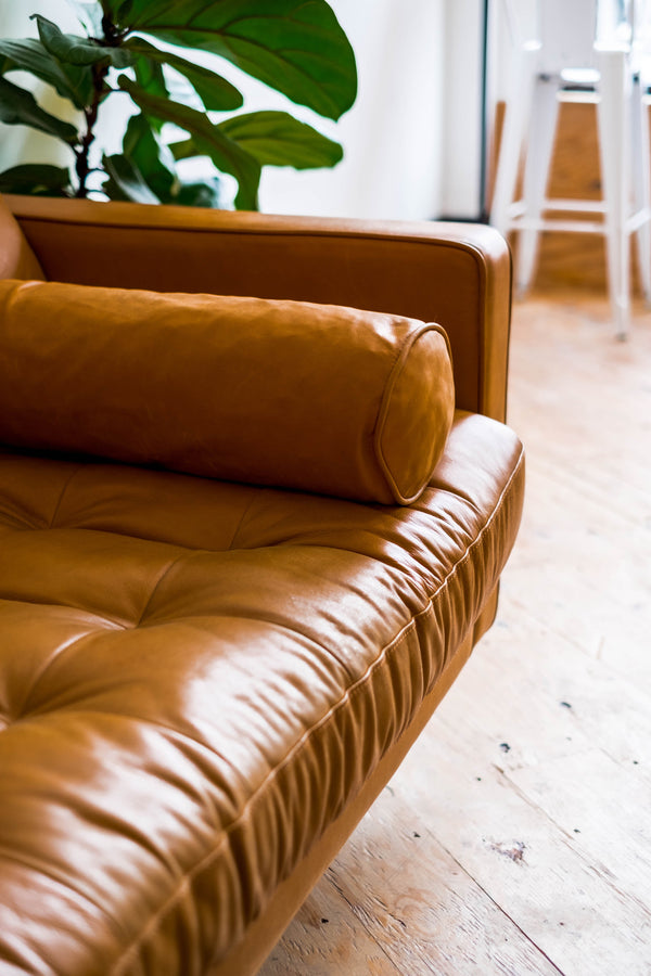 How to clean faux leather naturally